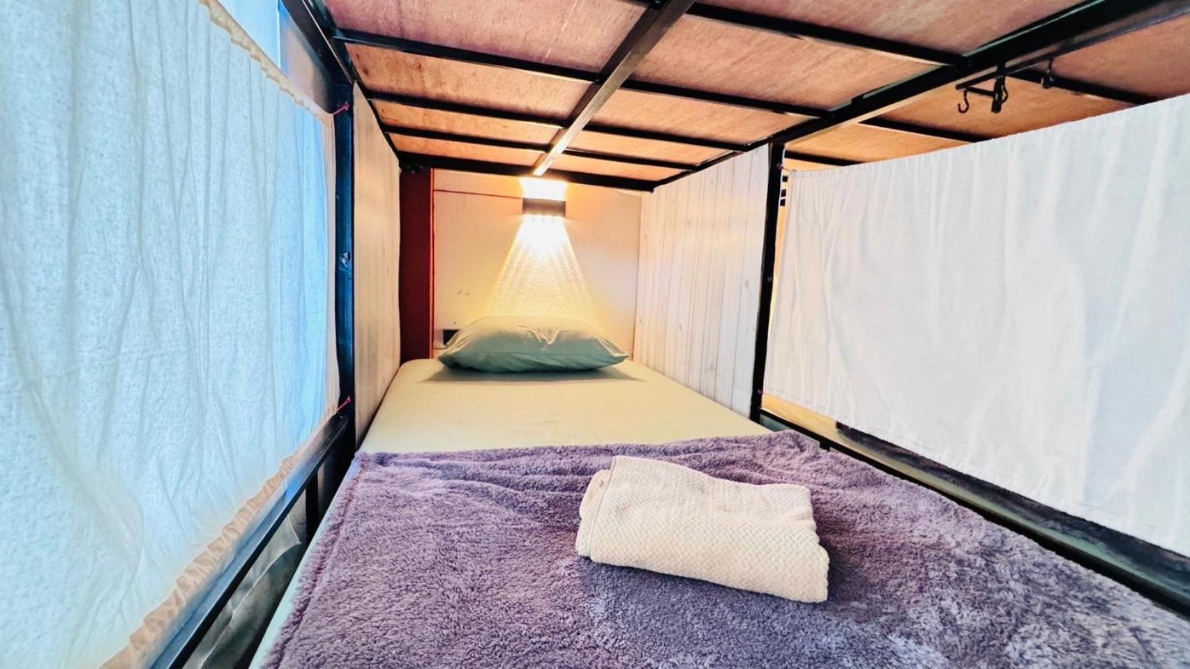 Stay At Moon Hostel Haad Rin Ngoại thất bức ảnh