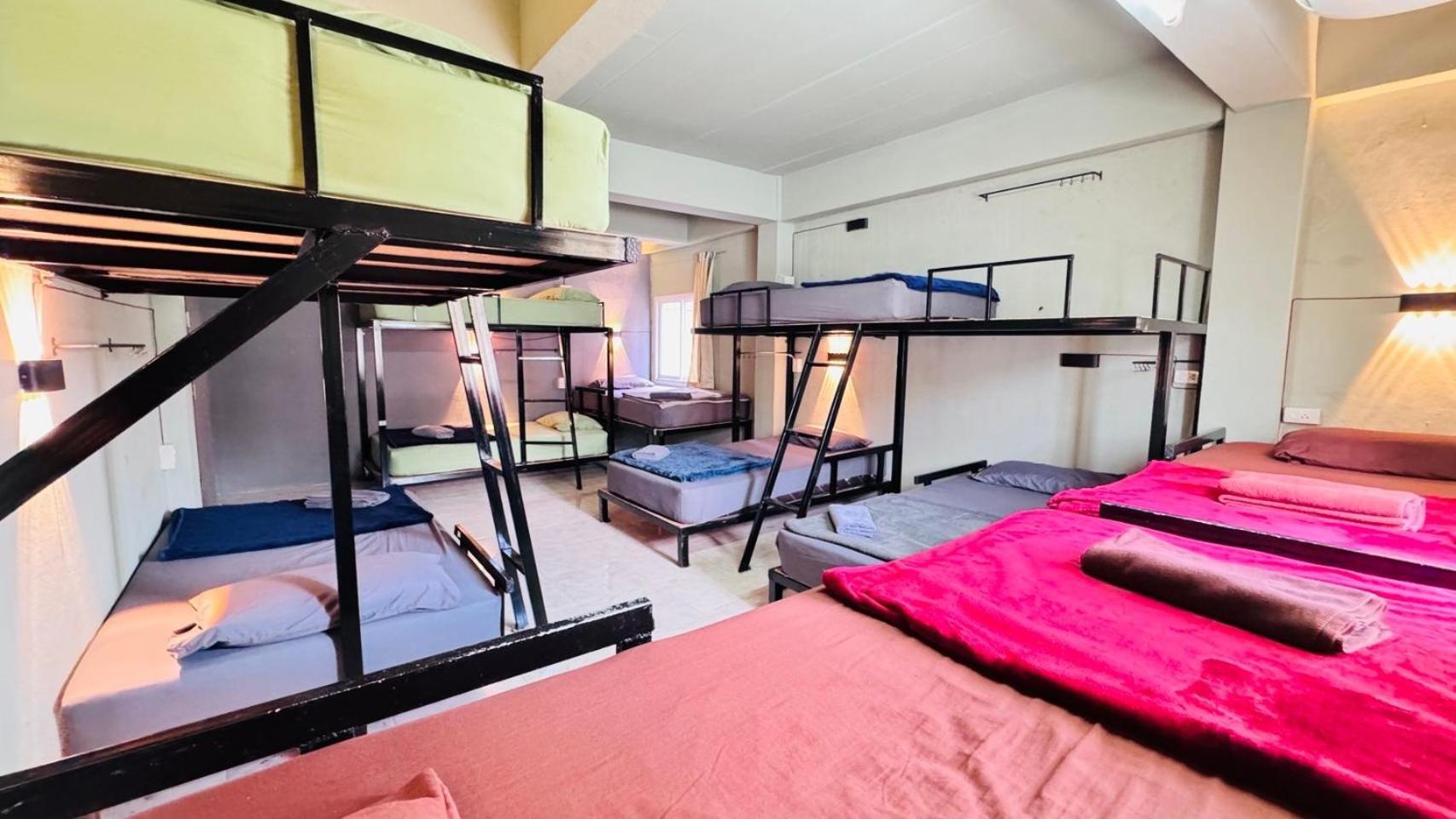 Stay At Moon Hostel Haad Rin Ngoại thất bức ảnh
