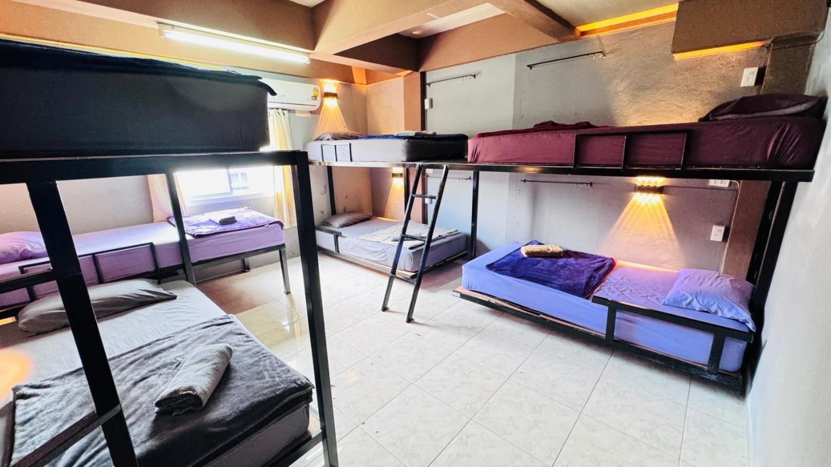 Stay At Moon Hostel Haad Rin Ngoại thất bức ảnh